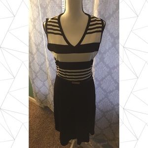 Jones New York Black and White Dress with Belt